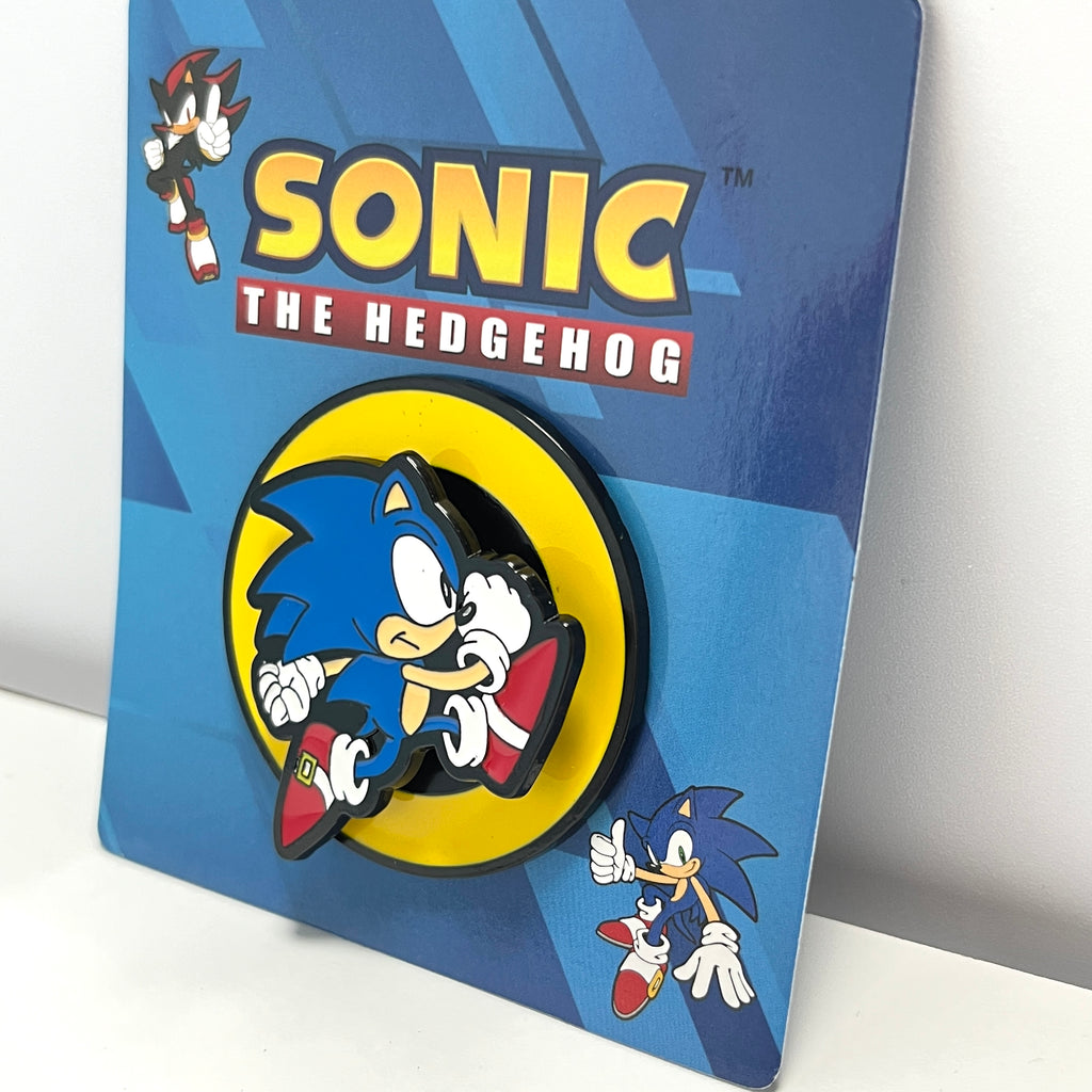Sonic the Hedgehog Spinning Enamel Pin – 360° Rotatable Running Sonic Collectible Badge