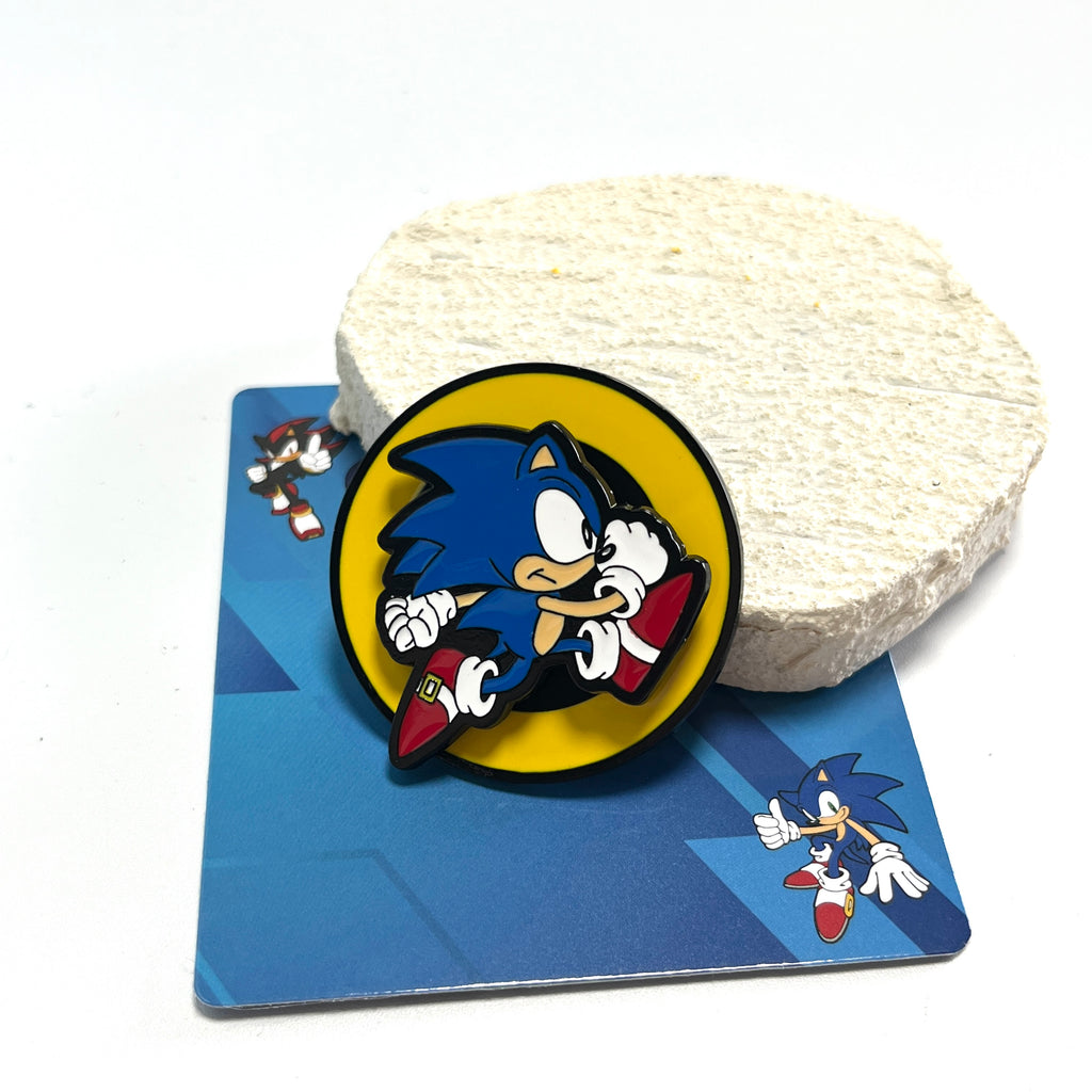 Sonic the Hedgehog Spinning Enamel Pin – 360° Rotatable Running Sonic Collectible Badge